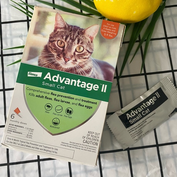 Advantage II Small Cat Flea Treatment & Prevention, 5–9 lb, 6-Month Supply - Picture 1 of 7